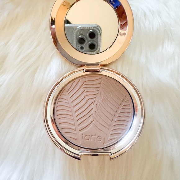 New tarte 42n tan neutral Amazonian clay blurring powder foundation - Picture 1 of 3